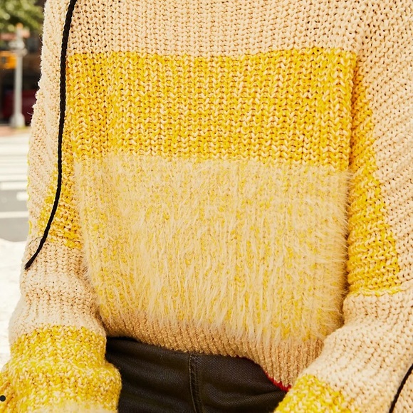 NWOT Free People Yellow Sunbright Slouchy Knit  Fuzzy Sweater - Picture 8 of 11